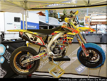supermotard_blot_013_alp_huez_2011.JPG