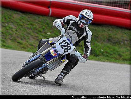supermotard_castillo_001_alp_huez_2011.JPG