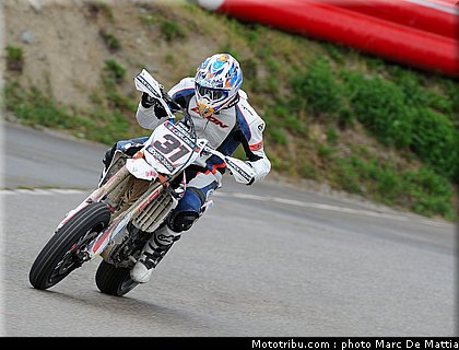 supermotard_delon_002_alp_huez_2011.JPG
