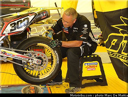 supermotard_fesquet_014_alp_huez_2011.JPG