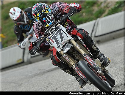 supermotard_garcia_001_alp_huez_2011.JPG