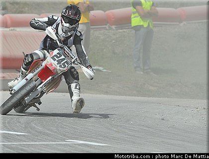 supermotard_garcia_s_002_alp_huez_2011.JPG