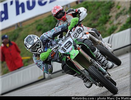 supermotard_petard_002_alp_huez_2011.JPG