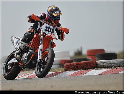 boris_chambon_2012_supermotard_entrainement_03.jpg