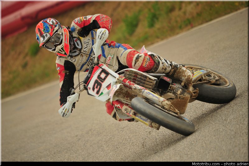 lazzarini_007_supermoto_2012_france_alpe_huez