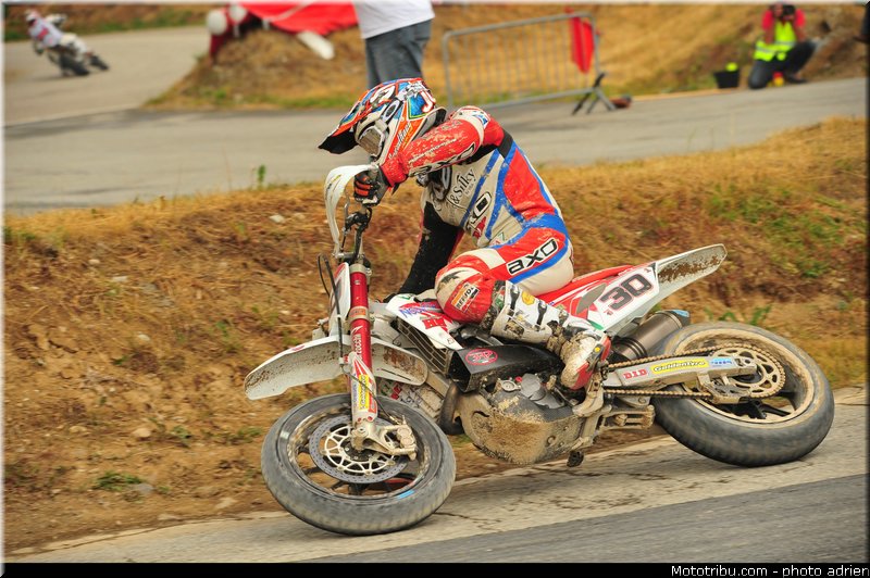 lazzarini_008_supermoto_2012_france_alpe_huez
