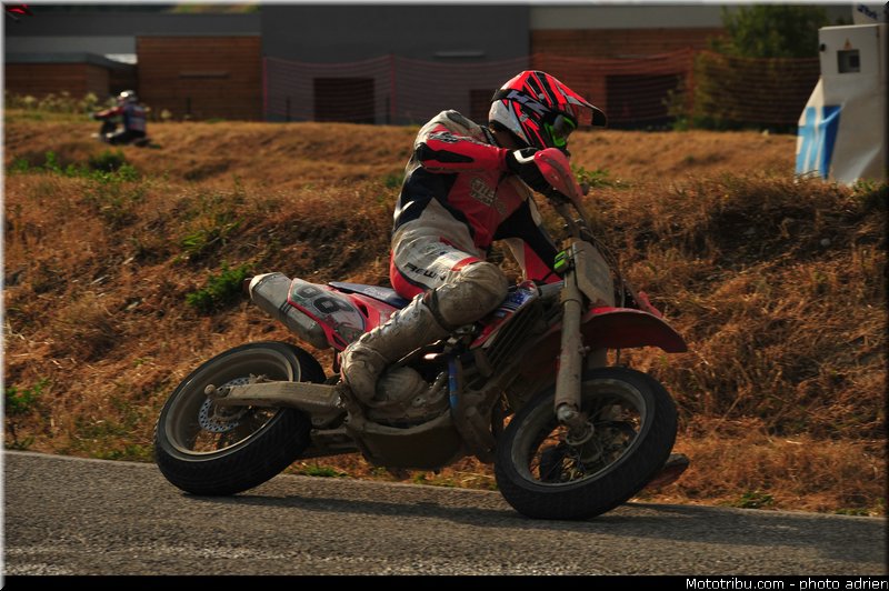 monticelli_d_005_supermoto_2012_france_alpe_huez