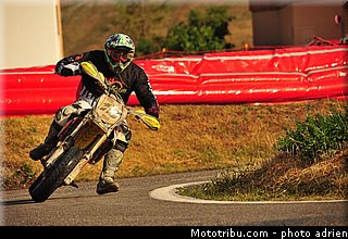 catallo_004_supermoto_2012_france_alpe_huez.jpg