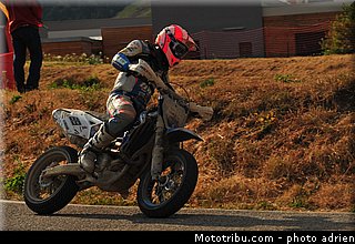 dondi_006_supermoto_2012_france_alpe_huez.jpg