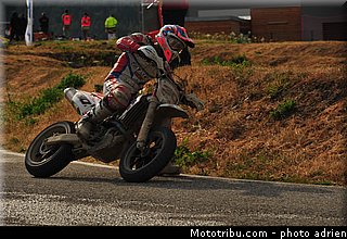 lazzarini_005_supermoto_2012_france_alpe_huez.jpg