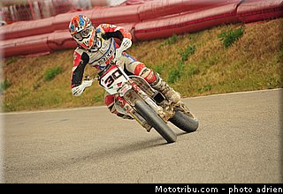lazzarini_009_supermoto_2012_france_alpe_huez.jpg