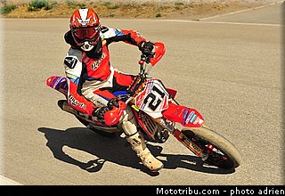 monticelli_001_supermoto_2012_france_alpe_huez.jpg
