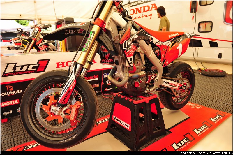 paddock_supermotard_2012_alpe_huez_012