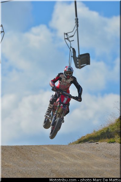 prestige_0001_001_supermotard_2012_alpe_huez