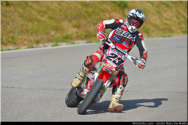 prestige_0023_001_supermotard_2012_alpe_huez