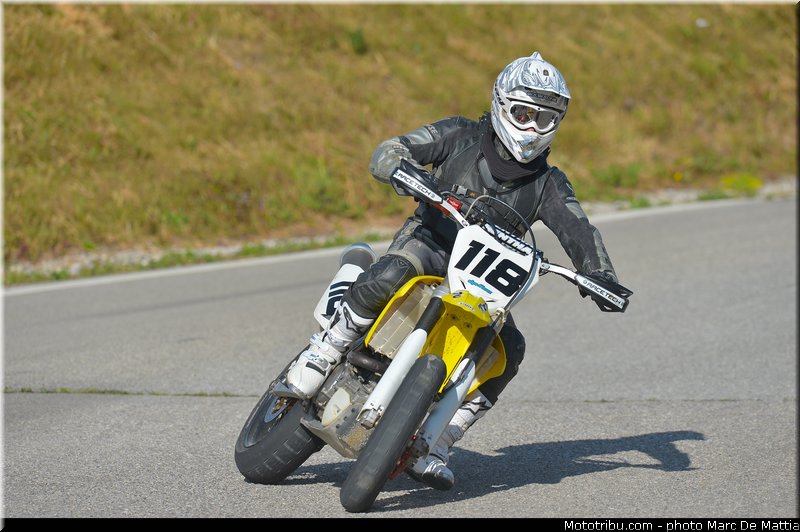 prestige_0118_001_supermotard_2012_alpe_huez