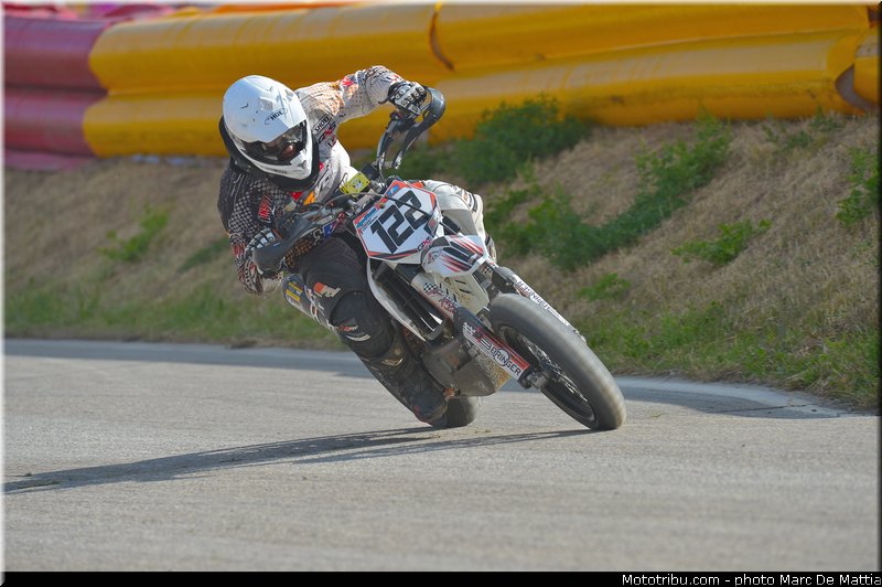 prestige_0122_001_supermotard_2012_alpe_huez