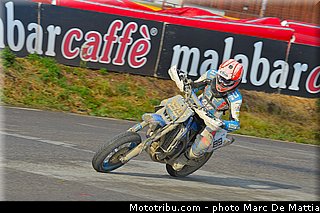 italie_dondi_004_supermotard_2012_alpe_huez.jpg