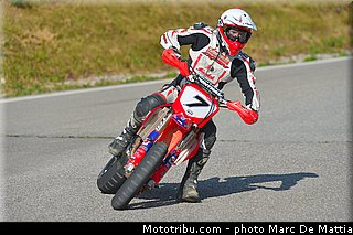 prestige_0007_001_supermotard_2012_alpe_huez.jpg