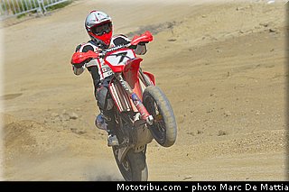 prestige_0007_003_supermotard_2012_alpe_huez.jpg