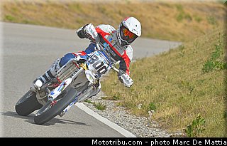 prestige_0300_002_supermotard_2012_alpe_huez.jpg