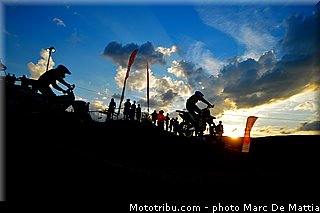 prestige_ambiance_011_supermotard_2012_alpe_huez.jpg