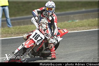 nationale_bousrez_001_supermotard_carole_2012.jpg