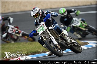 nationale_houeix_001_supermotard_carole_2012.jpg
