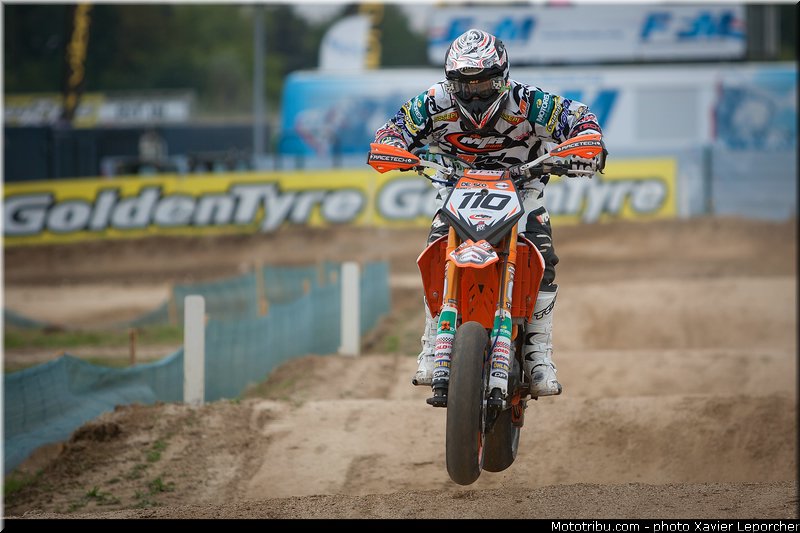 europe_nurcan_002_supermotard_2012_carole