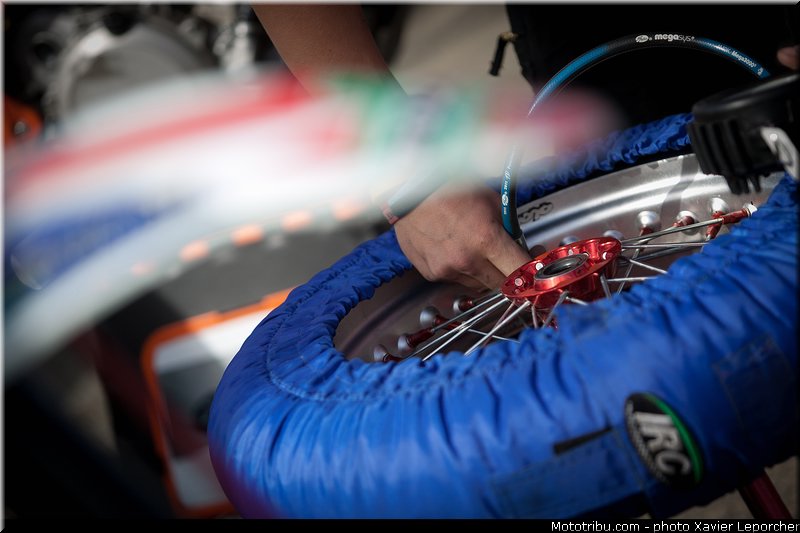 mondial_ambiance_007_supermotard_2012_carole