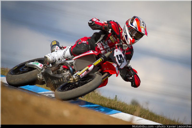 mondial_chareyre_a_002_supermotard_2012_carole
