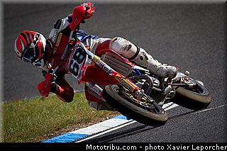 europe_monticelli_d_001_supermotard_2012_carole.jpg