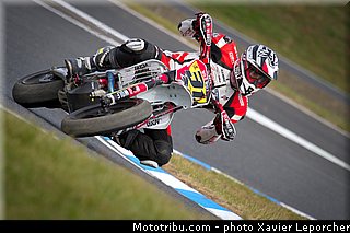 mondial_escalera_001_supermotard_2012_carole.jpg