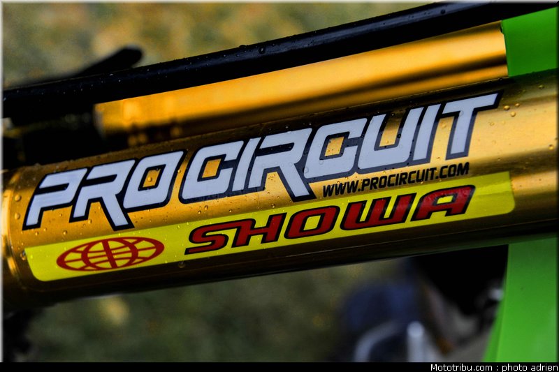 0050_kawasaki_cls_moto_procircuit_2010_050