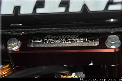 0030_kawasaki_cls_moto_procircuit_2010_030.JPG