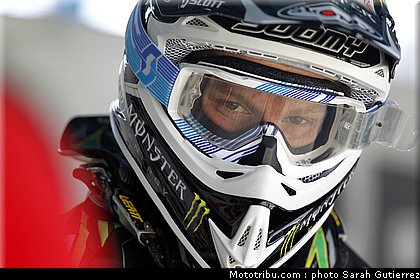 anstie_7_cross_2011_team_cls_bulgarie.jpg