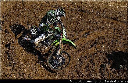 cross_team_cls_searle_08_gp_france_st_jean_dangely_2011.jpg