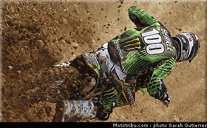 cross_team_cls_searle_11_gp_france_st_jean_dangely_2011.jpg