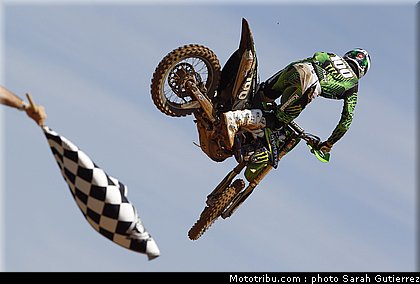 cross_team_kawasaki_cls_searle_05_espagne_la_baneza_2011.jpg