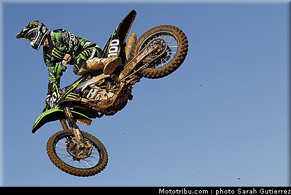 cross_team_kawasaki_cls_searle_08_espagne_la_baneza_2011.jpg