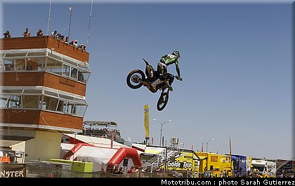 cross_team_kawasaki_cls_searle_10_espagne_la_baneza_2011.jpg