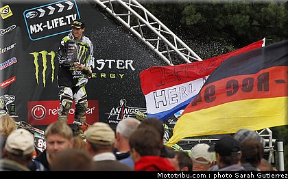cross_searle_01_republique_tcheque_loket_2011.jpg
