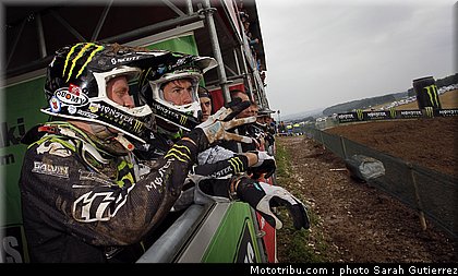 cross_team_kawasaki_cls_anstie_searle_3_angleterre_winchester_2011.jpg