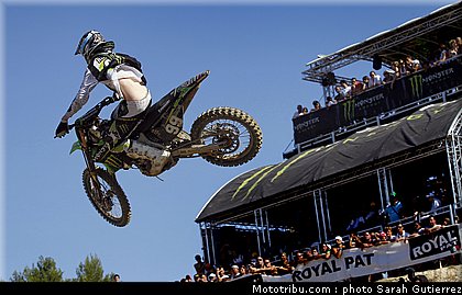 cross_team_kawasaki_cls_anstie_06_italie_fermo_2011.jpg