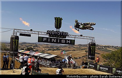 cross_team_kawasaki_cls_searle_01_italie_fermo_2011.jpg