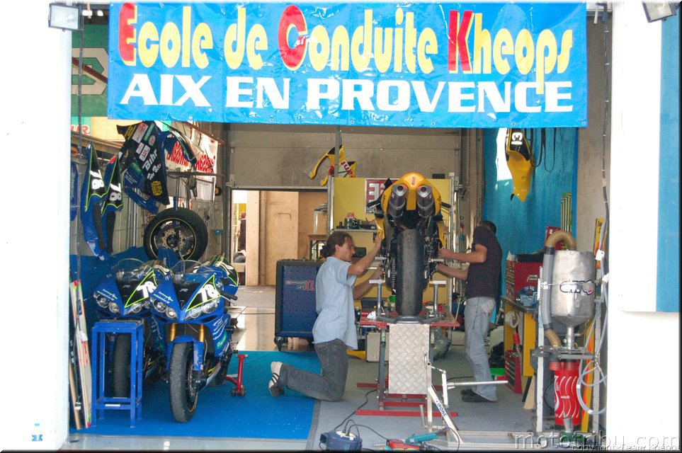 MOTO 