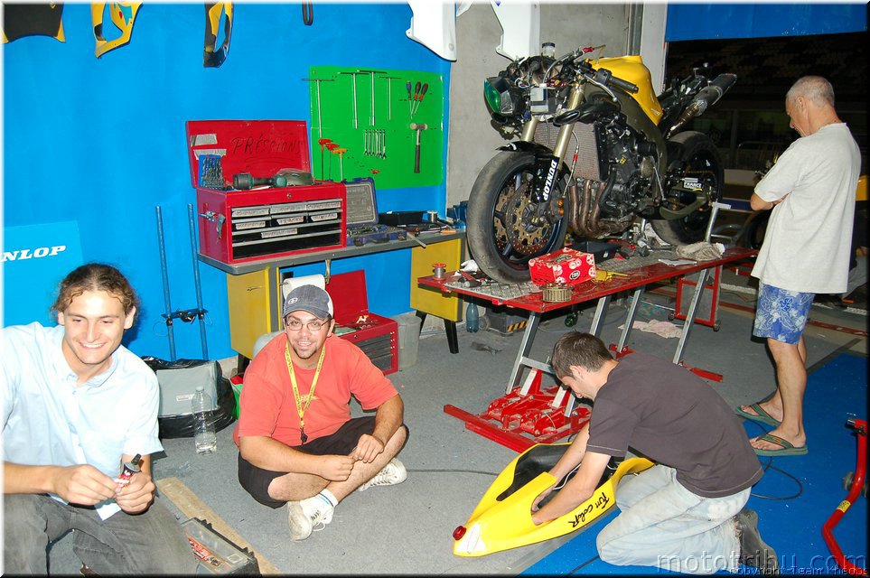 MOTO 
