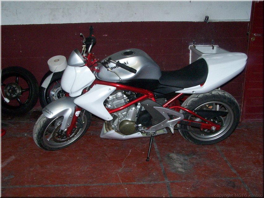 MOTO 