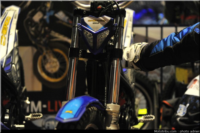 moto_19_trial_indoor_marseille_2010