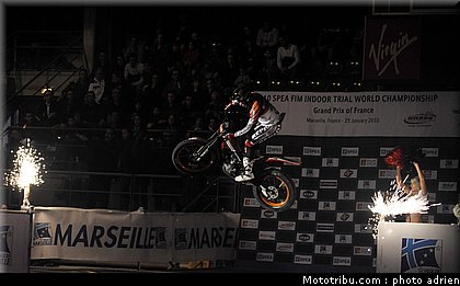 bou_001_trial_indoor_marseille_2010.JPG